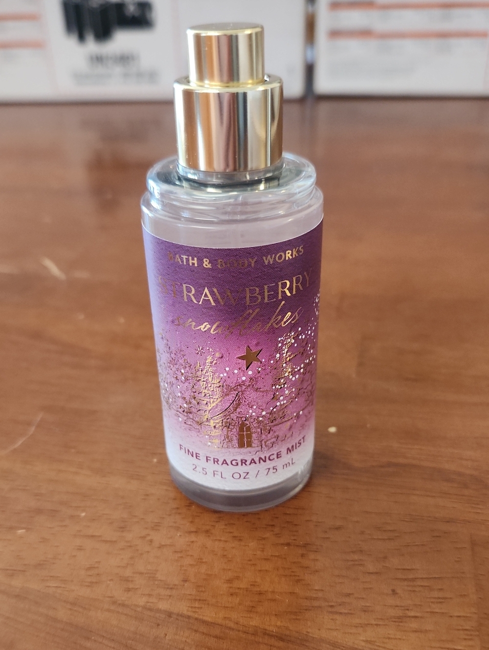 Bath & Body Works Strawberry Snowflakes Fine Fragrance Mist 2.5 oz Barely Used